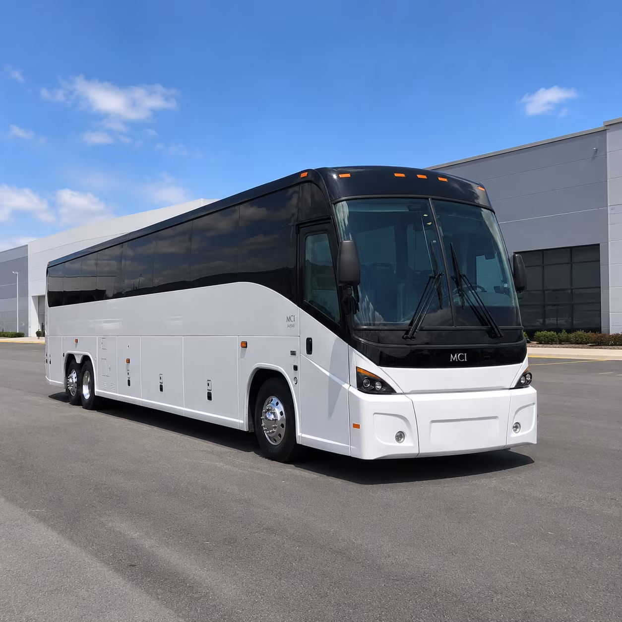 airport personnel transfer buses between plymouth and msp