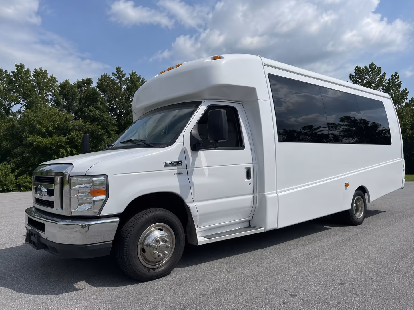 party buses for concert nights out in the twin cities
