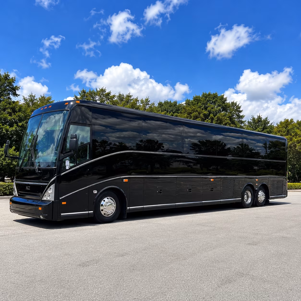 shuttle your wedding guests between plymouth hotels and your venue with ease